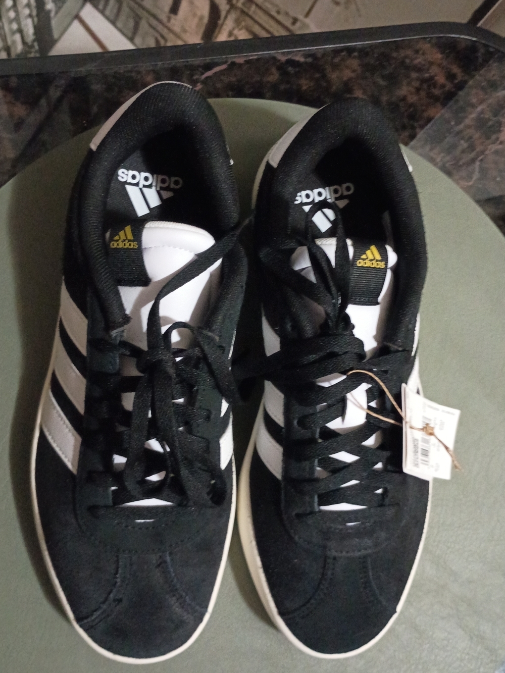 NWOB Adidas Suede VL Court 3.0 Black Classic Women's Sneakers Size 8.5